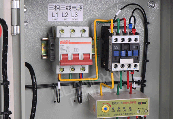 西瑪三相鼠籠式異步西JR電機(jī)瑪電機(jī)的缺相保護(hù)方法。(圖1) 西瑪三相鼠籠式異步西JR電機(jī)瑪電機(jī)的缺相保護(hù)方法。